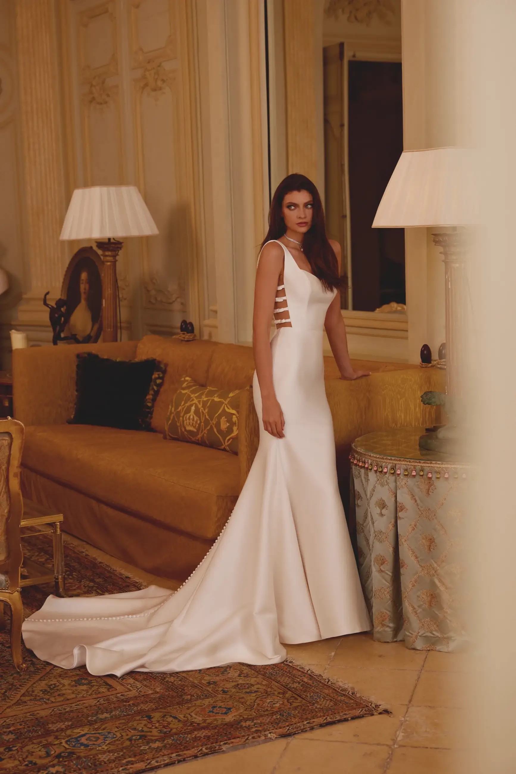 Timeless Elegance: Discover the Key Trends of Justin Alexander&#39;s Spring 2025 Collection Image